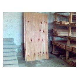 Triplay  de madera de Pino...